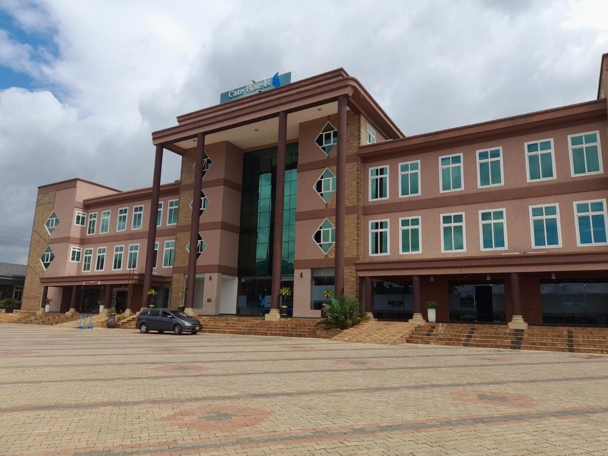 Cate Hotel Morogoro Bagian luar foto